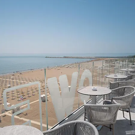 Unico Hotel 5*