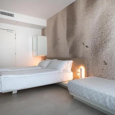 Unico 5*