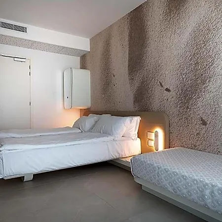فندق Unico 5*