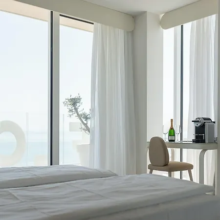 Unico 5*